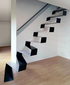 Metāldarbnīca Dizaina-kāpnes-pārmaiņus-pakāpiena-vietu-taupošas-246x300 pārmaiņus pakāpiena kāpnes 