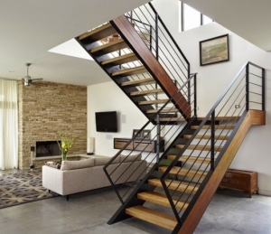 Metāldarbnīca Modernas-kāpnes-ar-kāpņu-laukumu-300x259 taisnas kāpnes 